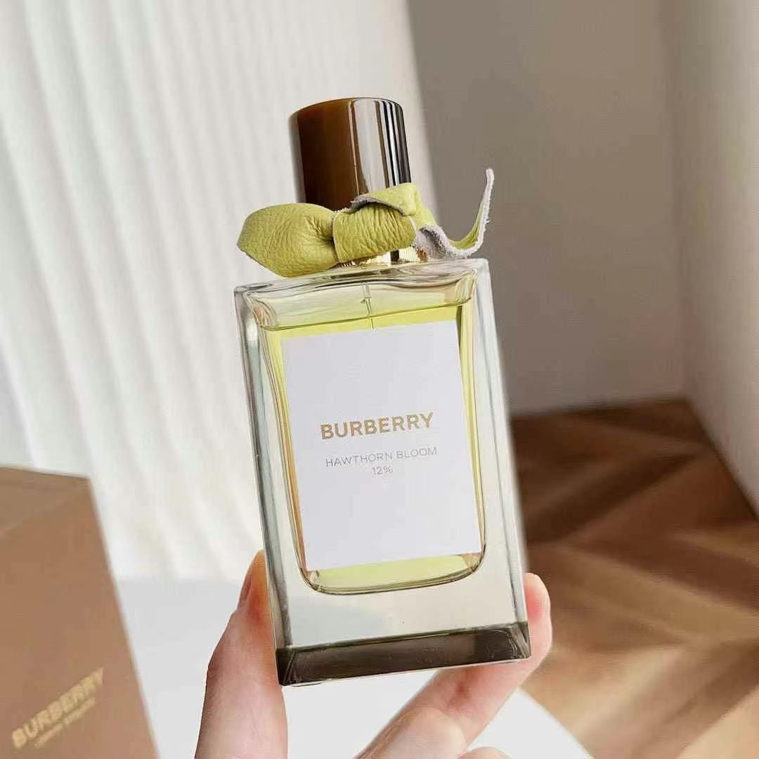 Burberry Hawthorn Bloom 100ML
